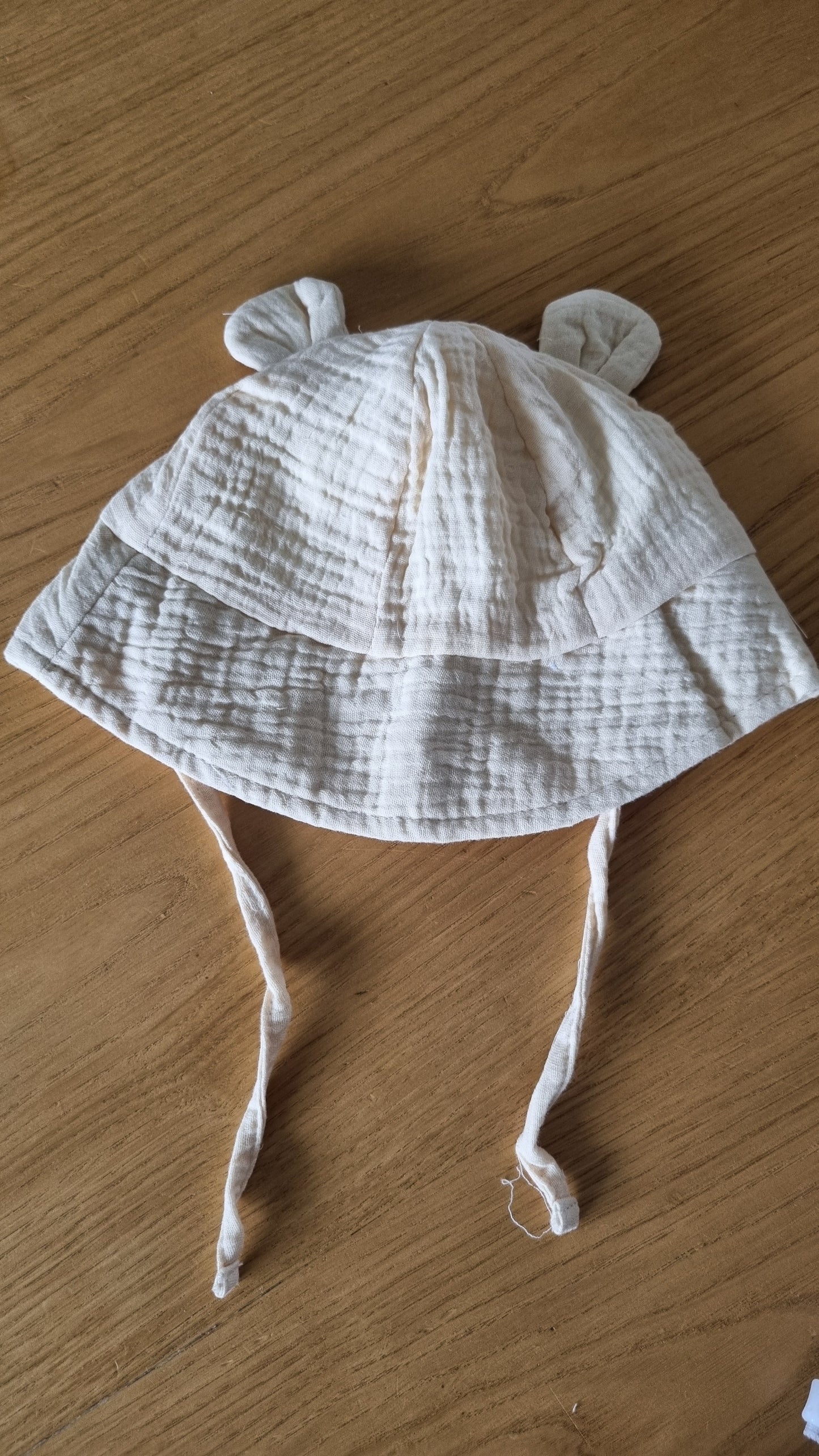 Chapeau de soleil bébé sable en coton hydrophile – Protection UV et sélection Saine - Skovlia