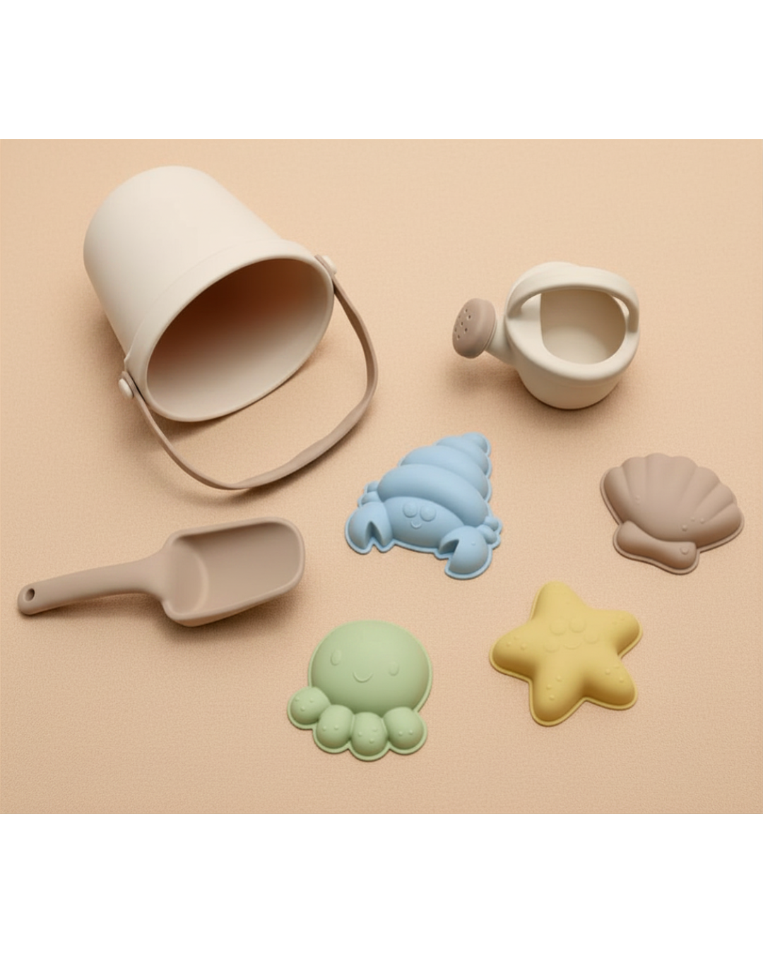 Set de plage en silicone beige durable et sain seau arrosoir pelle quatre moules