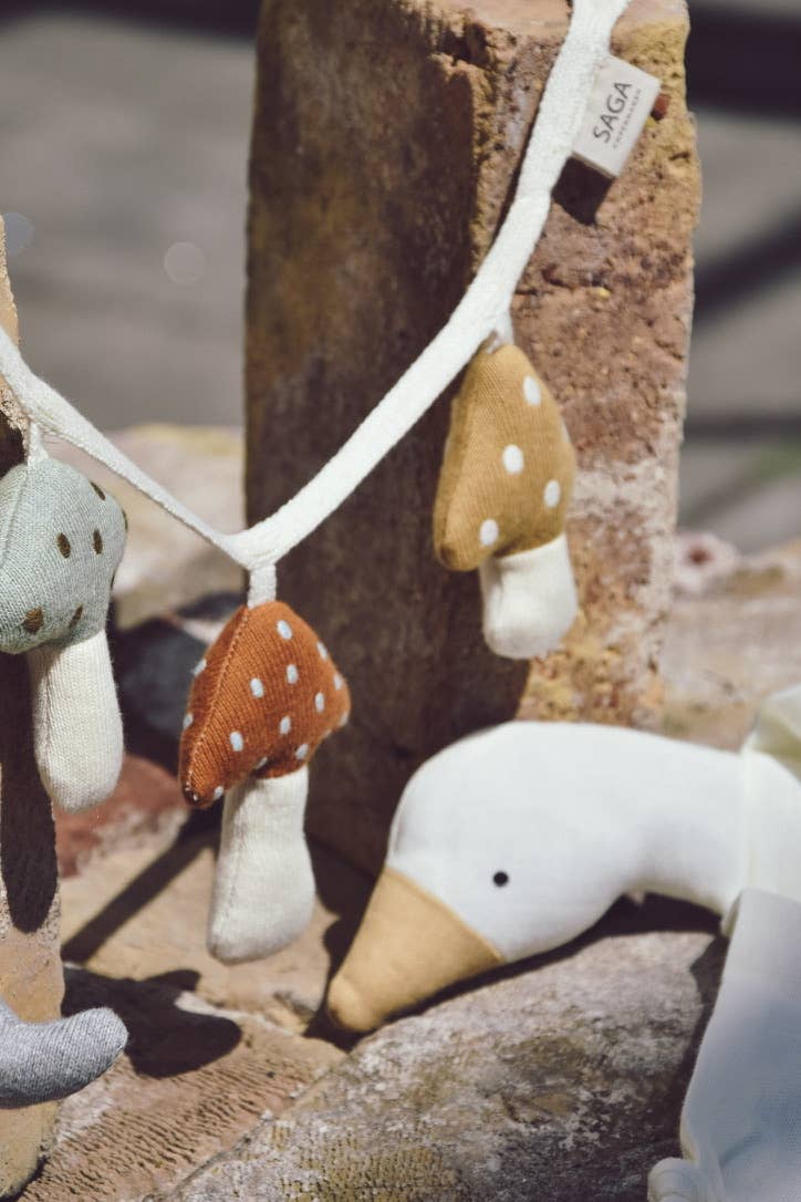 Doudou oie en coton Bio avec attache sucette - couleur crème - dès la naissance - Saga Copenhagen